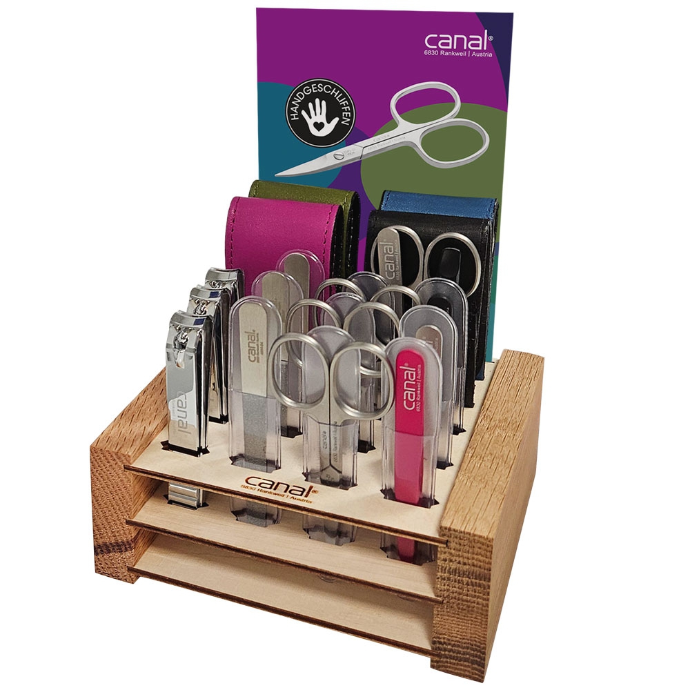 Wooden display 16-piece equipped