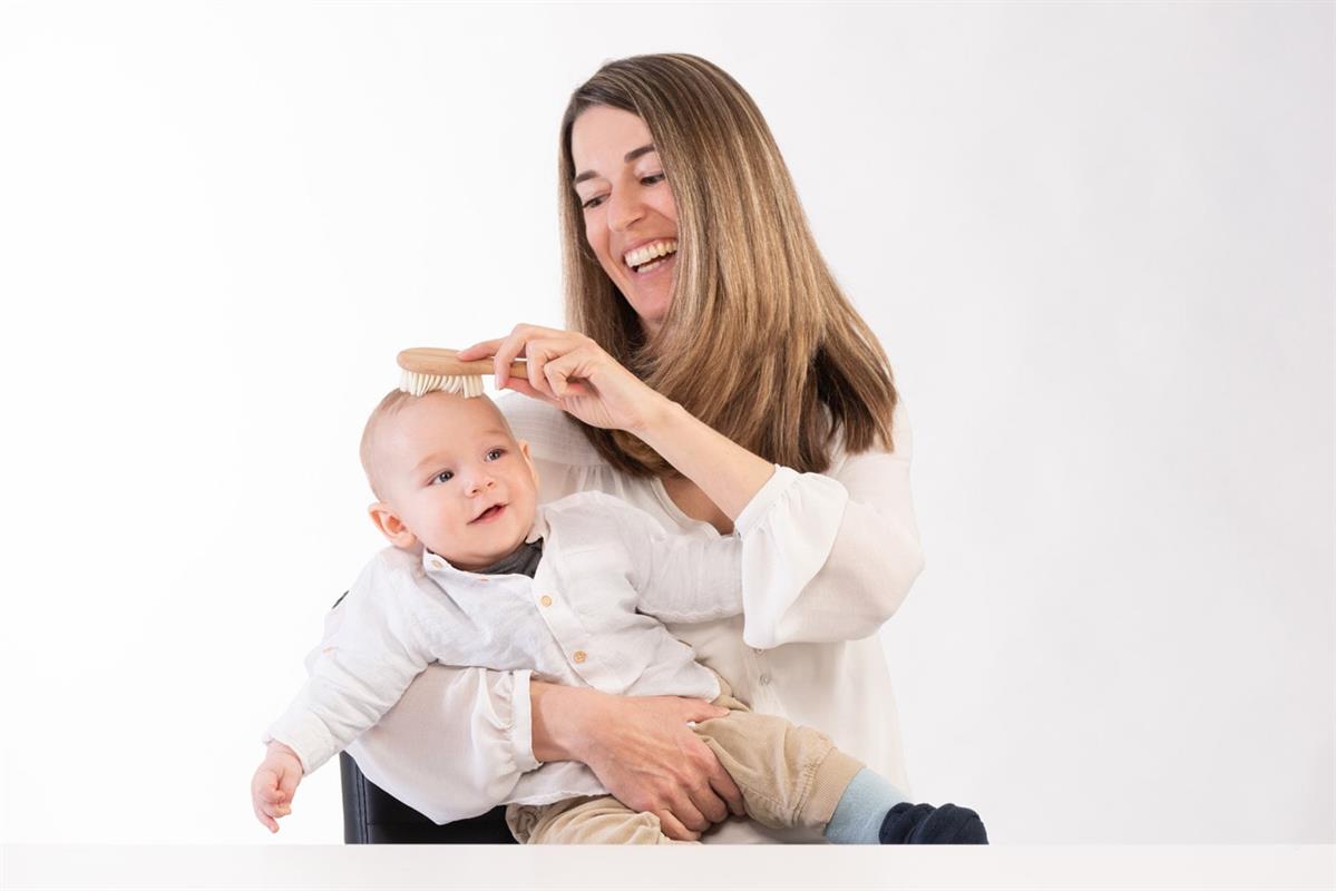 Babyhaarbürste mit extra weichem Ziegenhaar