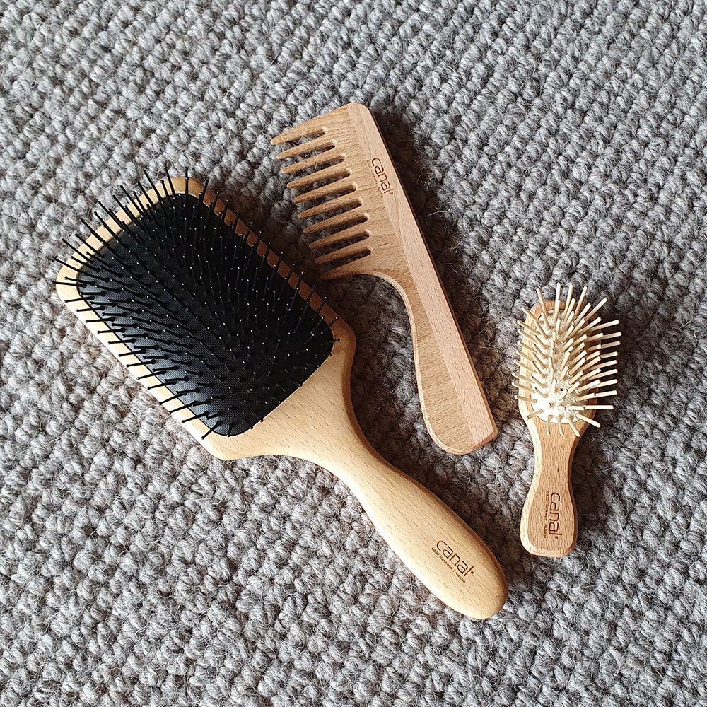 Brosse à cheveux plate