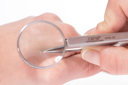 pointed tip tweezers with magnification