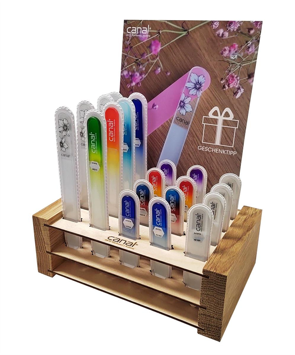 Wooden display 20-piece equipped